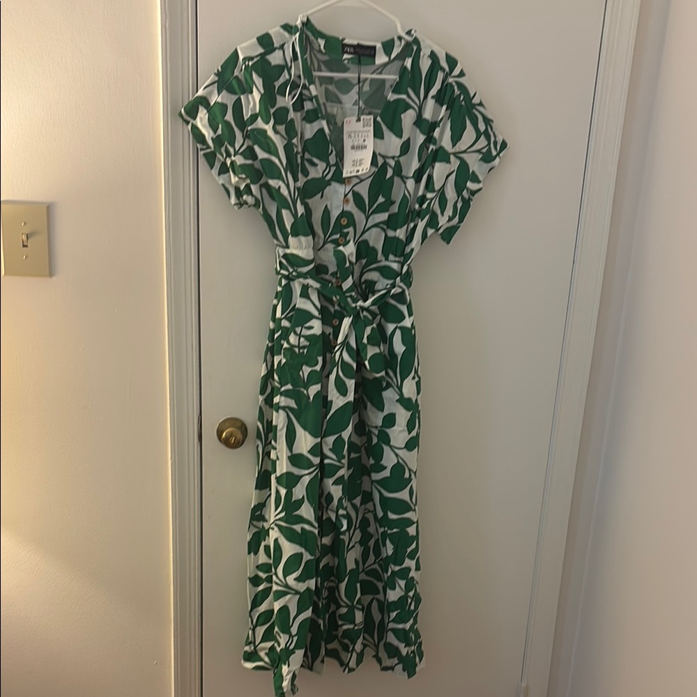 Green Leaf Print Dress